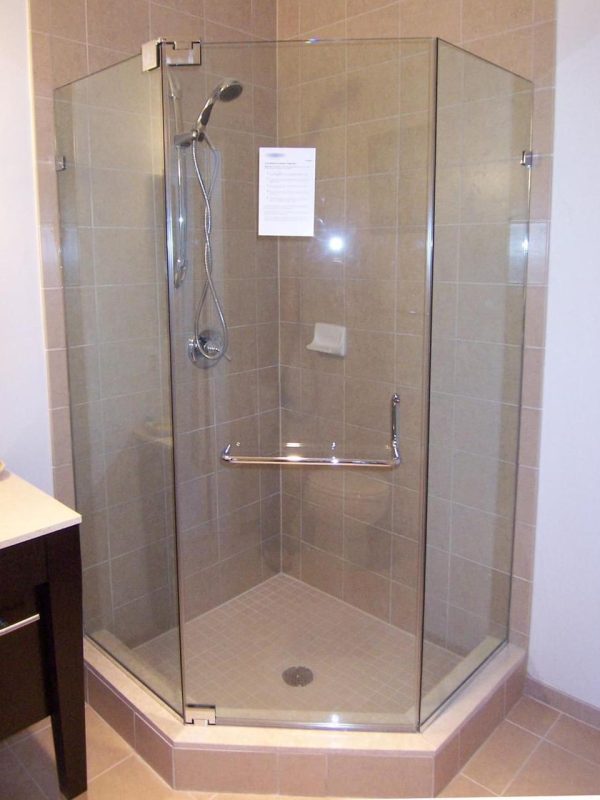 Frameless shower enclosures Pakistan