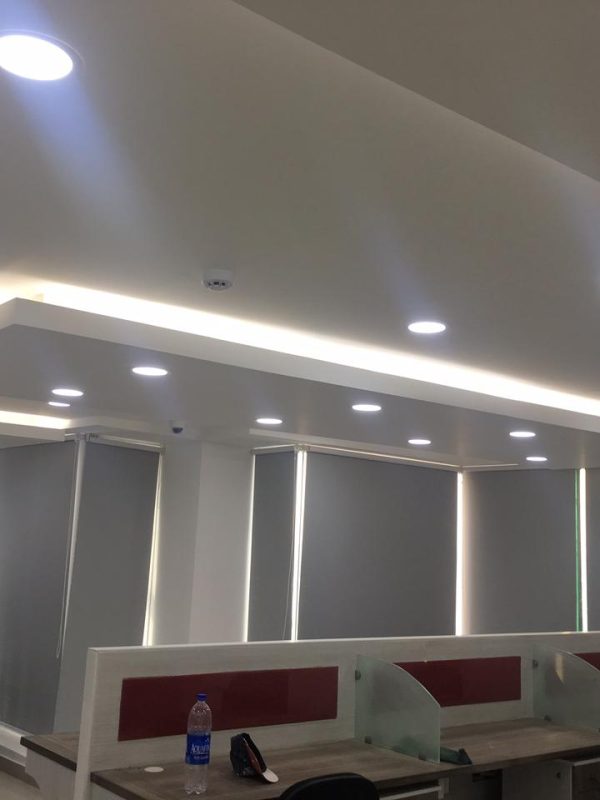 Roller blinds and ceiling design